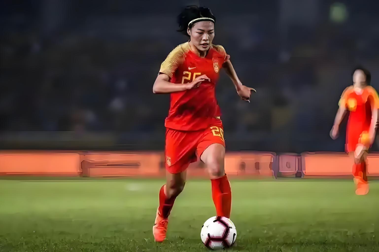 包含中国女足备战大洋洲女足联赛，势如破竹的词条